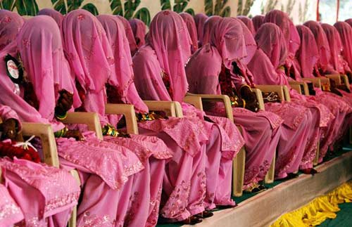 فتوکاتور و کاریکاتورهای سیاسی
