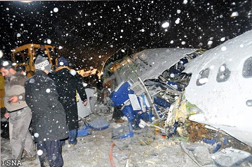 خبر سقوط هواپیمای مسیر تهران ارومیه در روستایی در ارومیه ساعت 19:45