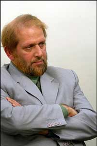 http://www.tabnak.ir/files/fa/news/1389/8/5/72572_643.jpg