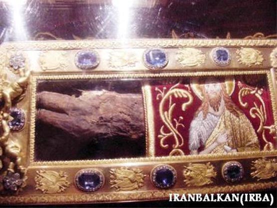  بقایای دست راست حضرت یحیی(ع)+عکس X عکس بقایای دست راست حضرت یحیی(ع)