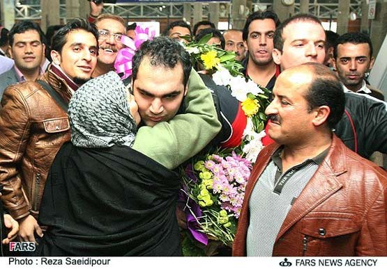 http://www.tabnak.ir/files/fa/news/1390/8/25/121655_913.jpg