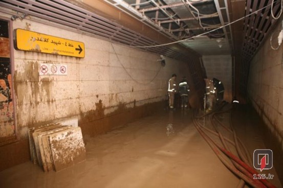 تصاویر: مترو از آب گرفتگی تا شستشو