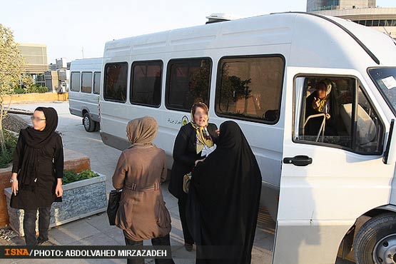 برخورد جنجالی با بدحجابی در برج میلاد