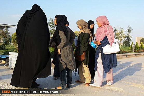 برخورد جنجالی با بدحجابی در برج میلاد