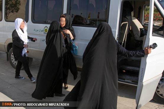 برخورد جنجالی با بدحجابی در برج میلاد