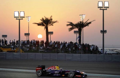 کسوف نادر از امریکا تا سوریه