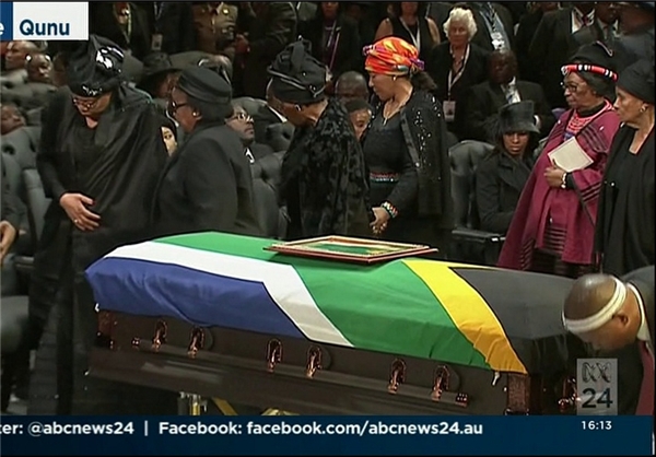 آغاز مراسم خاکسپاری نلسون ماندلا