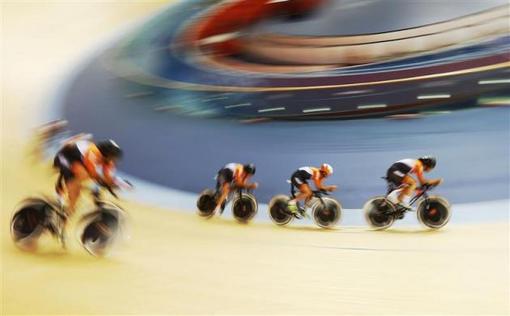 رقابت های دوچرخه سواری در روز نخست رقابت های المپیک لندن REUTERS/Luke MacGregor 