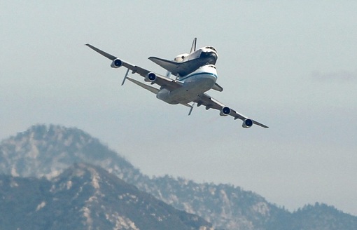 بر فراز لس آنجلس (Reuters/Mike Blake)
