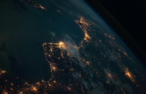 ساحل شرقی اسپانیا در شب