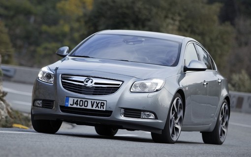 Vauxhall Insignia BiTurbo/ قیمت 27180 یورو
