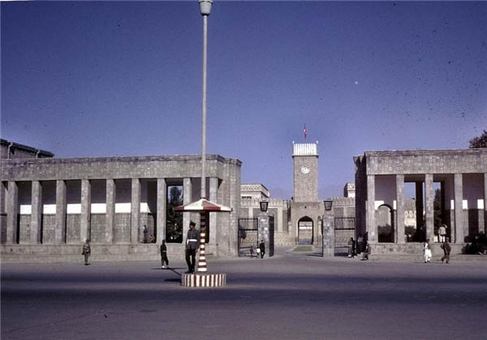 کاخ شاه که اکنون ارگ ریاست جمهوری است