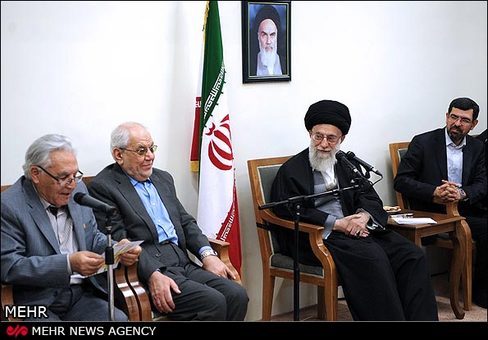 دیدار اعضای شورای عالی مرکز طراحی الگوی اسلامی ایرانی پیشرفت با رهبر معظم انقلاب