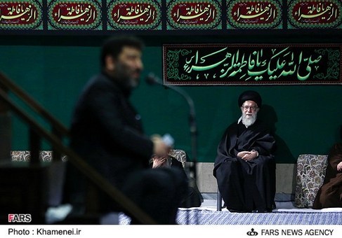 سومین شب عزاداری در حسینیه امام خمینی(ره)
یک‌شنبه 25 فروردین 92