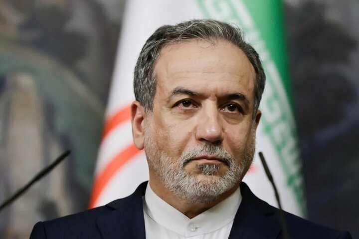 Araghchi explains reason for not attending in Sharm El Sheikh summit