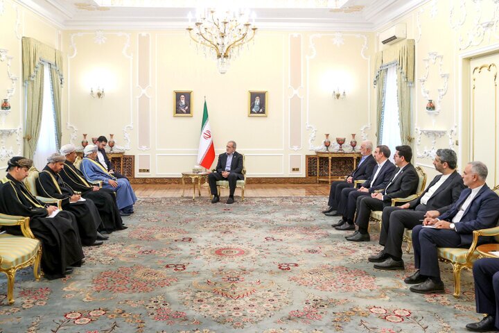President Pezeshkian calls for deeper ties with Oman