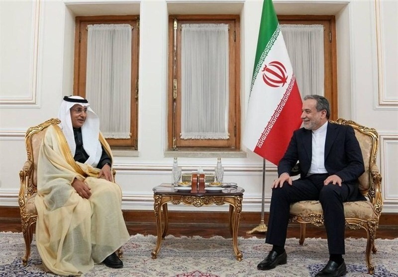 Saudi, Iran diplomats talk on bilateral ties, regional developments