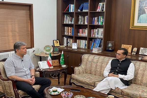 Iran, Pakistan after 10 billion dollar trade: Pakistan ambassador