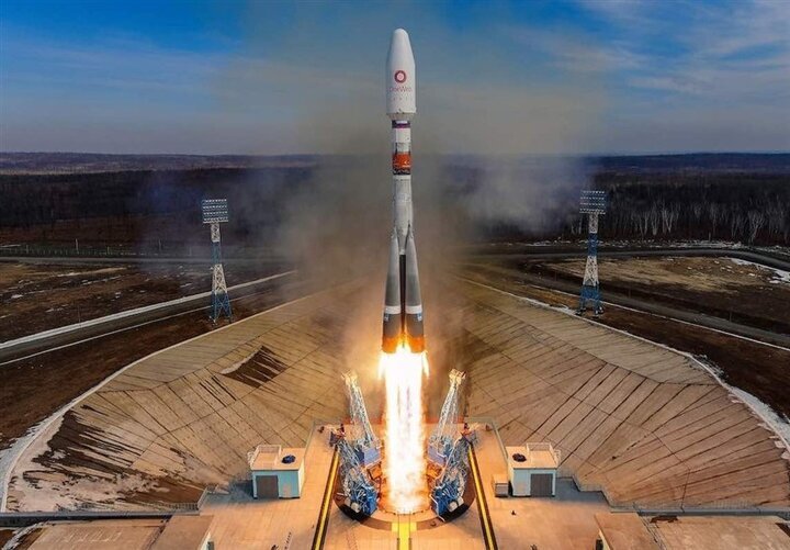 Iran to launch Zafar, Paya satellites on Russian Soyuz