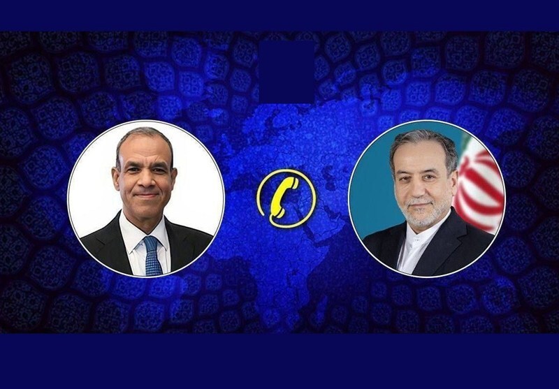 Iran FM discuss ties, regional, international issues with Egyptian counterpart