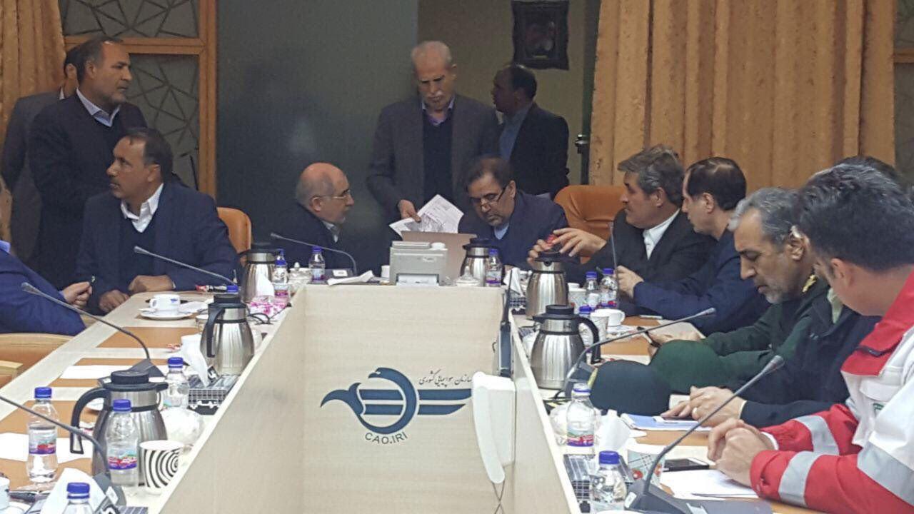 پرواز تهران-یاسوج حوالی سمیرم سقوط کرد/ تمام سرنشینان جان باخته‌اند/ هواپیمای سقوط کرده سه هفته پیش هم نگرانی آفریده بود!/ دستور رئیس جمهور برای پیگیری سقوط هواپیما به وزیر