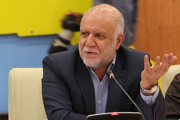 به خاطر قراردادهای نفتی، توهین‌های بسیاری شنیدیم