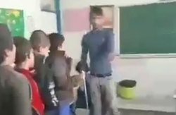 تنبیه معلم کوهرنگی توسط دانش آموزانش!
