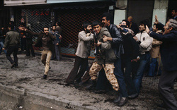 تهران در کنترل انقلابیون