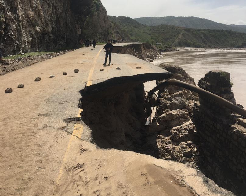 لایروبی معابر و احداث بند، دو دستور کار متفاوت برای لرستان و خوزستان