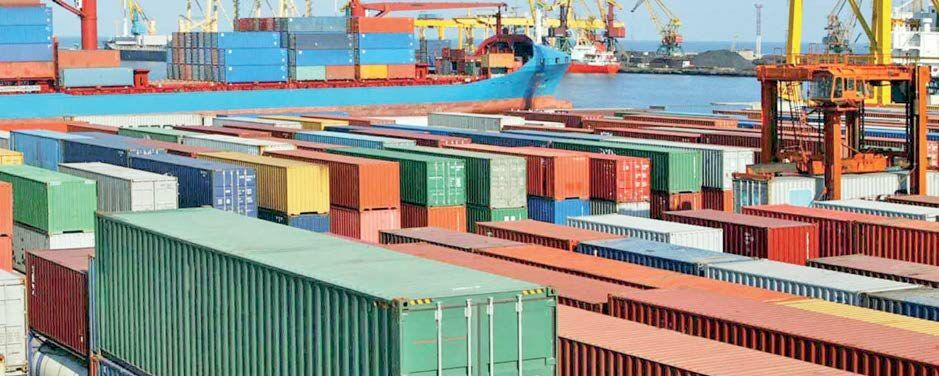 در سال جاری ۲۶۸ هزار تن کالا از گمرک سمنان به اقصی نقاط جهان صادر شده است