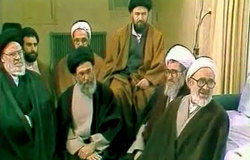سپردن وصیت‌نامه امام به آستان قدس و خبرگان