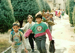 سکانس‌هایی از فیلم شهر در دست بچه‌ها