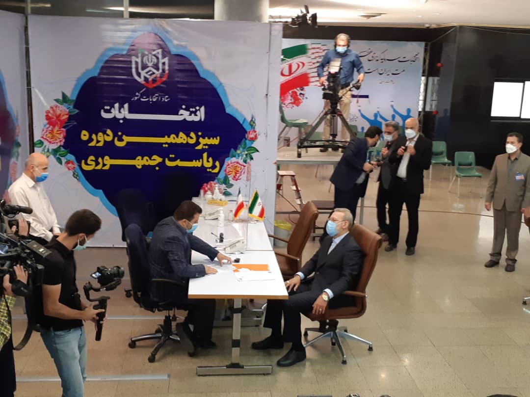 محسن هاشمی اولین نفر ثبت نام کرد/علی لاریجانی هم اومد