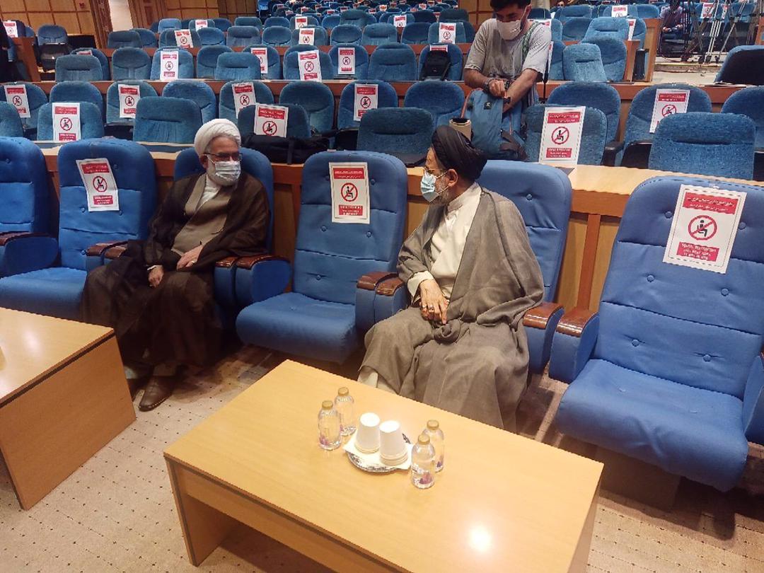 رأی‌گیری انتخابات 1400 از ساعت 7 صبح آغاز شد/ رعایت تمامی پروتکل‌های بهداشتی در فرآیند اخذ رأی/ یک شعبه سیار برای بیماران کرونایی در نظر گرفته شد