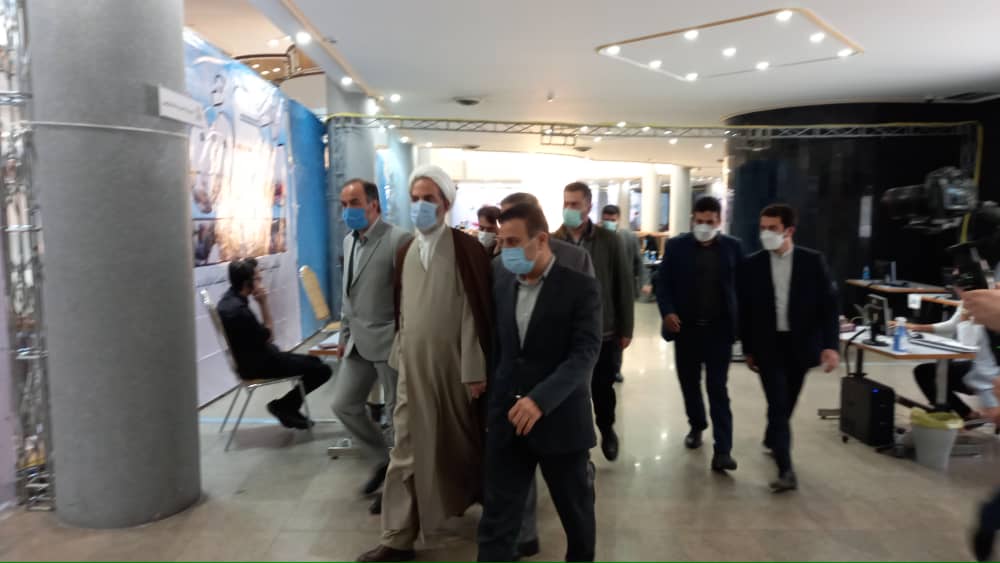 همراه داشتن شناسنامه، شماره ملی، ماسک و خودکار برای رأی دادن الزامی است/ کدام مسئولان تاکنون رأی داده‌اند؟؛ از خاتمی‌های چپ و راست تا فرماندهان عالی نظامی/ رضایی، رئیسی و همتی پس از شرکت در انتخابات چه گفتند؟