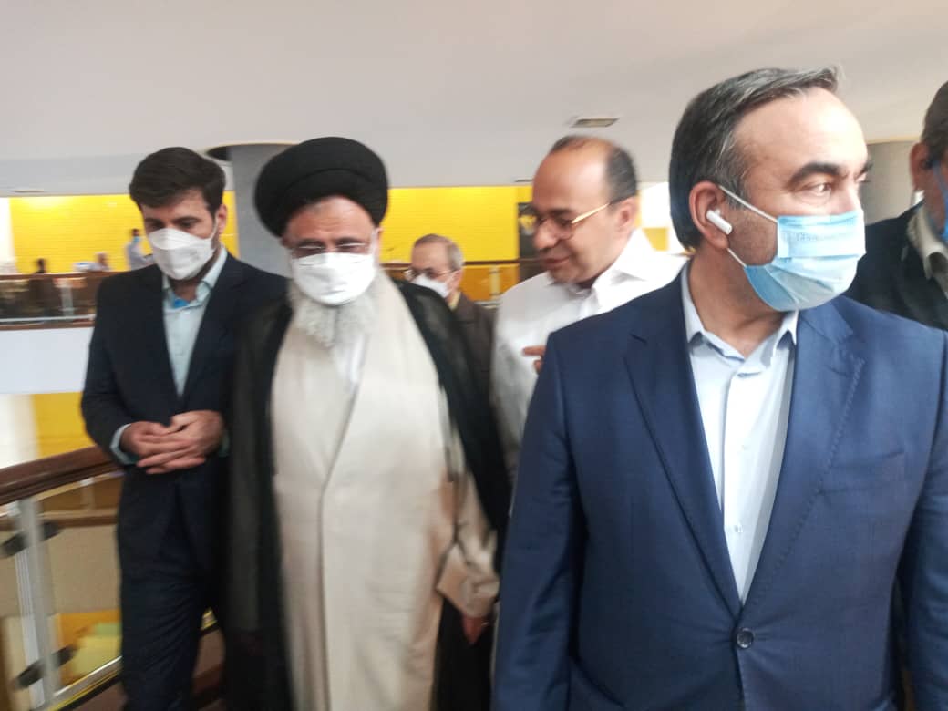 همراه داشتن شناسنامه، شماره ملی، ماسک و خودکار برای رأی دادن الزامی است/ کدام مسئولان تاکنون رأی داده‌اند؟؛ از خاتمی‌های چپ و راست تا فرماندهان عالی نظامی/ رضایی، رئیسی و همتی پس از شرکت در انتخابات چه گفتند؟