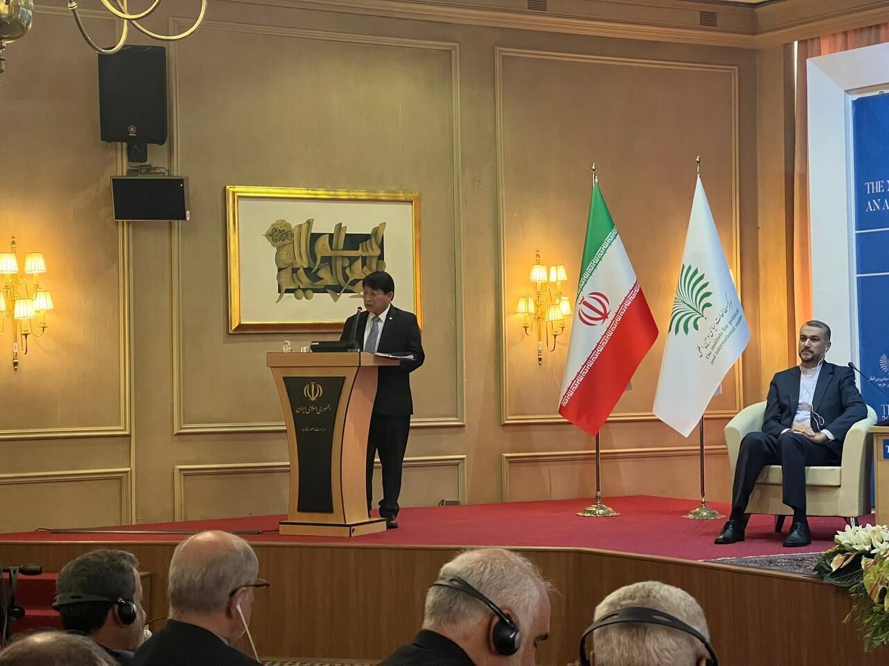 امیرعبداللهیان: آمریکا از هر ابزاری برای مداخله در ایران انجام داده است/ خرازی: توانایی ساخت بمب اتم را داریم/  ایران آمادگی بازگشت به تعهدات برجامی را دارد/ عادل عبدالمهدی: قرن ۲۱ طلوع قدرت های آسیایی، آفریقایی و آمریکای لاتین است/ وزیر خارجه نیکاراگوئه: دنیا در تغییر هدف جدید به سر می‌برد