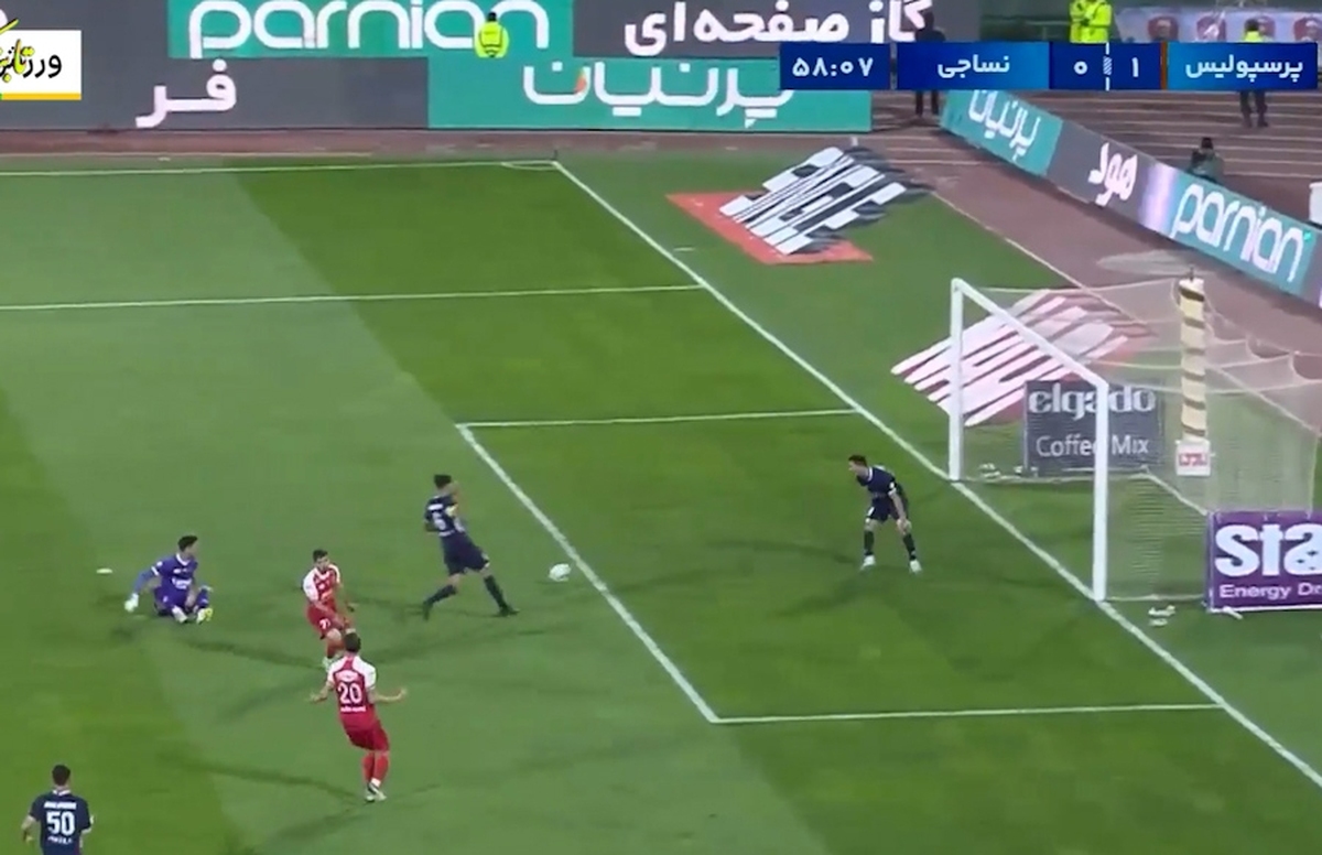 خلاصه بازی: پرسپولیس 1 - نساجی 0
