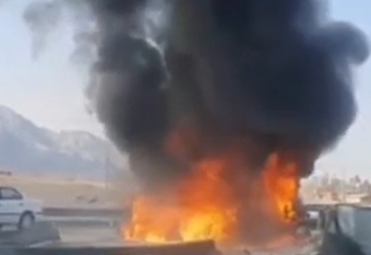 لحظات مرگ هفت سرنشین خودرو درون آتش