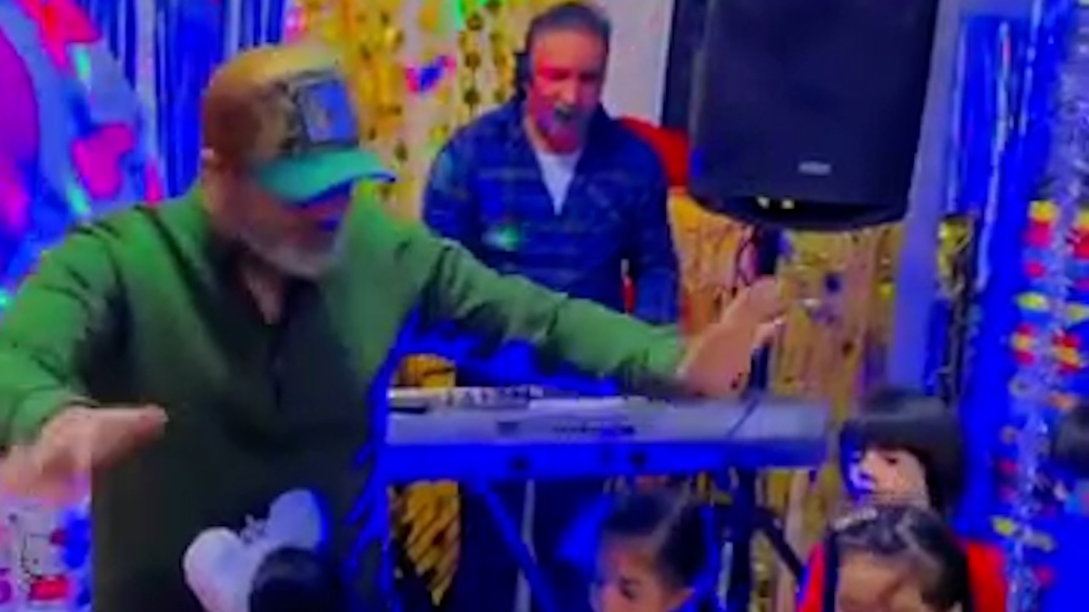 رقص مهران غفوریان و دخترش