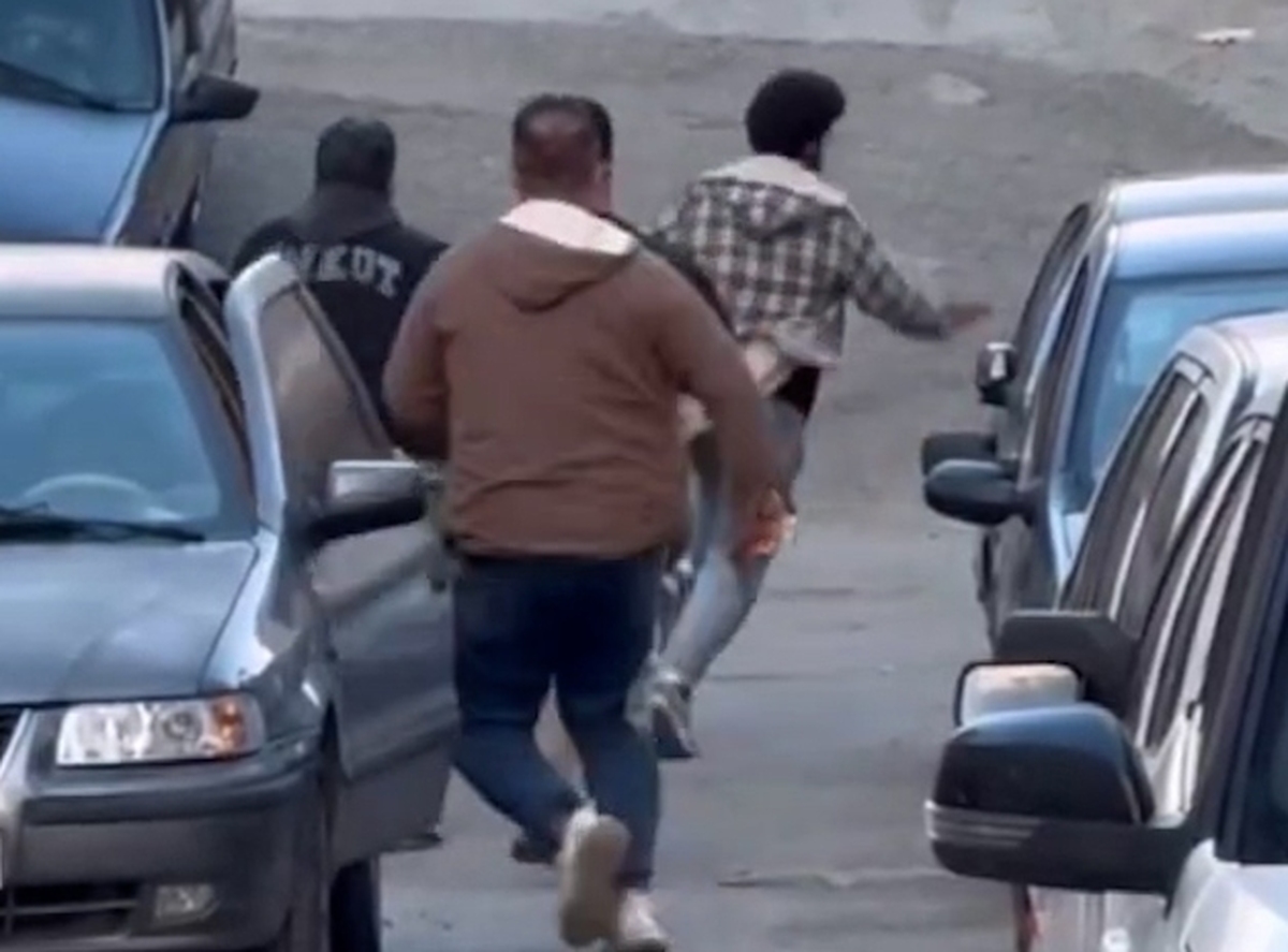 شوخی ترسناک با مردم؛ زورگیری یا دستگیری توسط مامور؟!