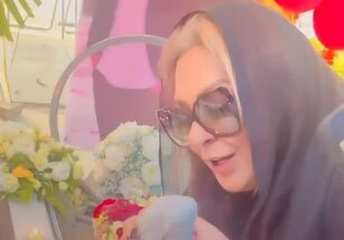 لحظات تلخ نسرین مقانلو بر سر مزار پسرش