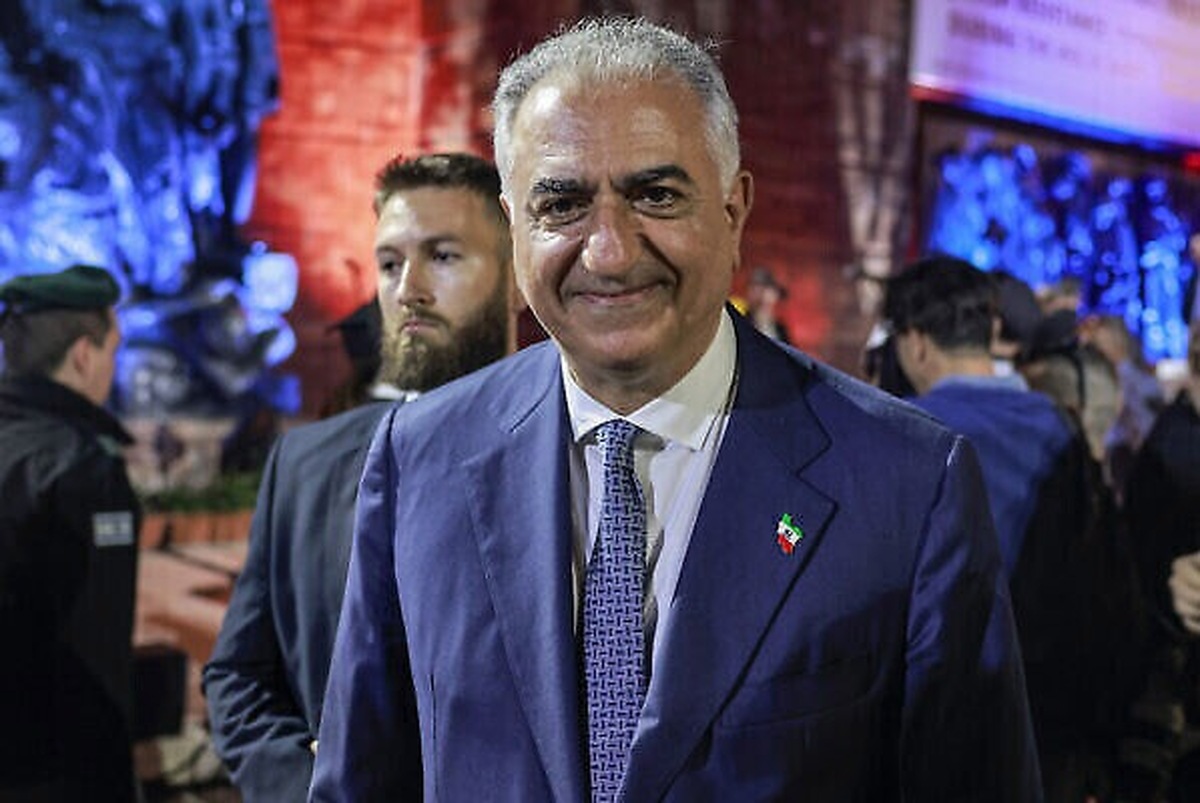 مسعود بهنود: رضا پهلوی اندازه گاو نمی‌فهمد!
