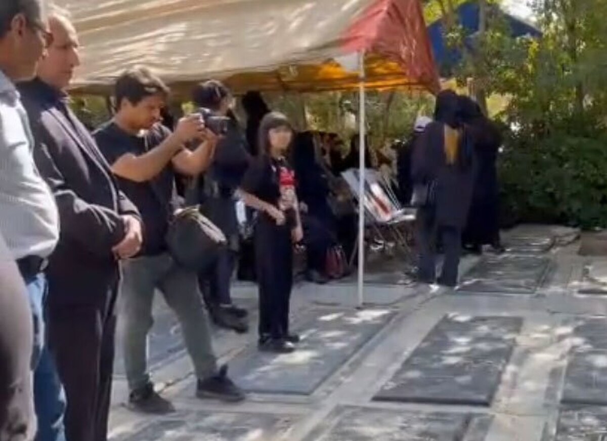 لحظات خاکسپاری آرش میراحمدی