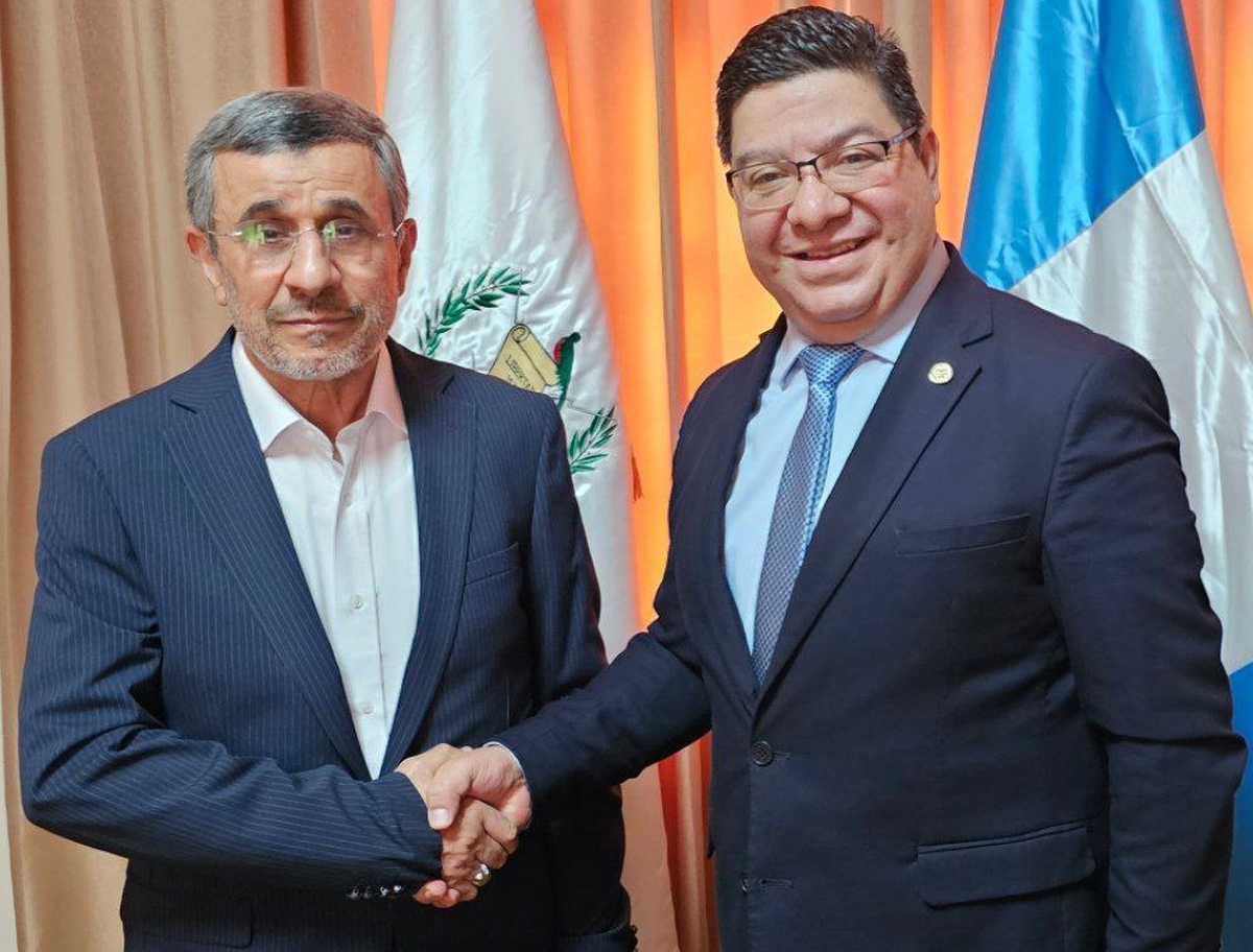 انگلیسی صحبت کردن بامزه احمدی نژاد در گواتمالا