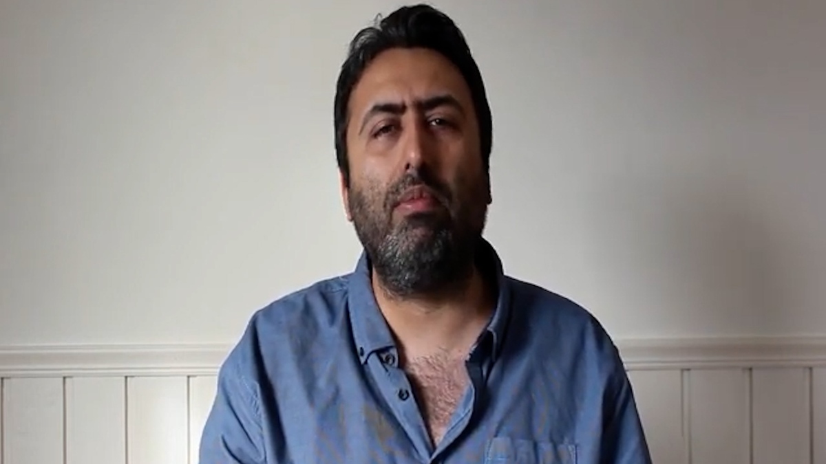 شعر عجیب شاعر اپوزیسیون مرد: دوباره حامله‌ام!