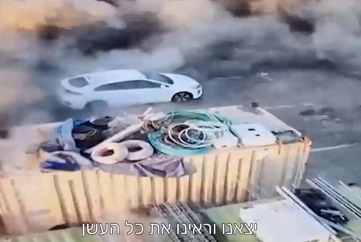 لحظه انهدام شدید بر اثر برخورد راکت حماس