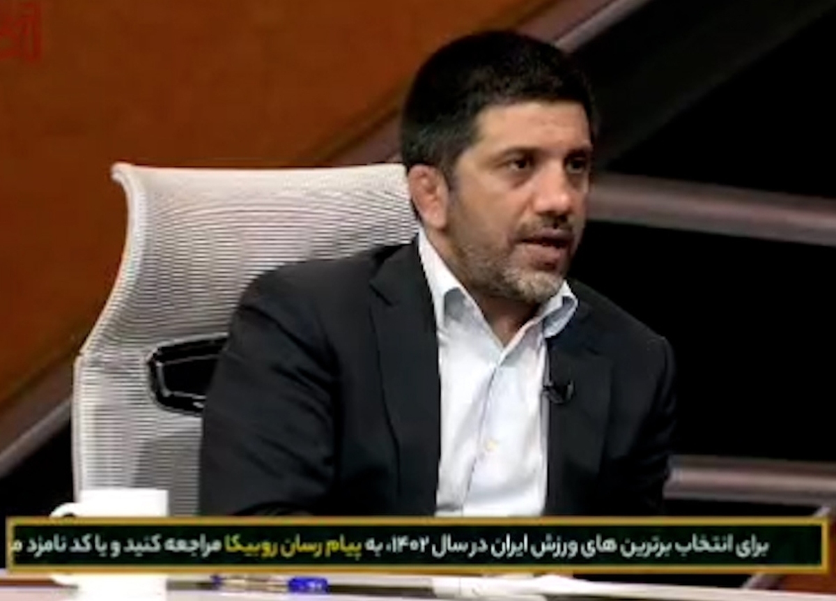 علیرضا دبیر به پیمان یوسفی روی آنتن زنده: تنت میخاره! دنبال فالووری