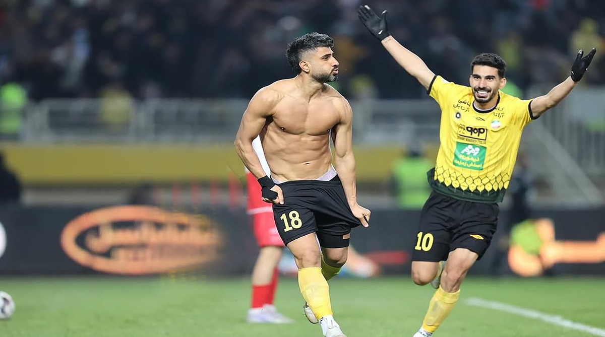 دست به شورت شدن زکی‌پور بعد از گلزنی به پرسپولیس