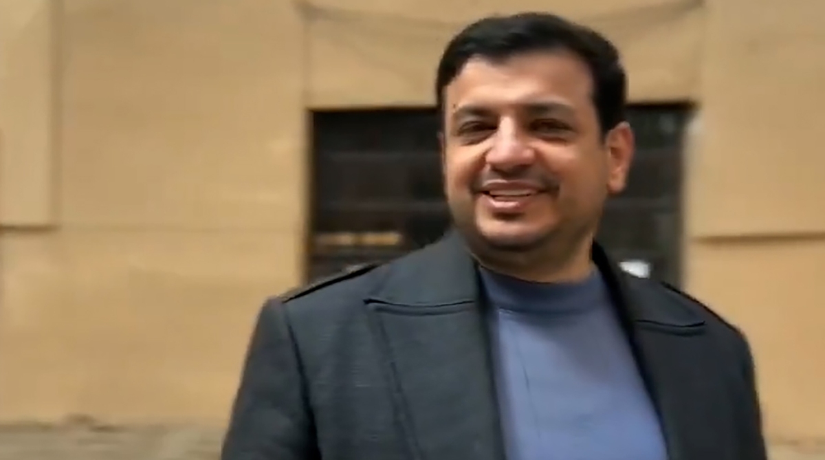 آوازخوانی رائفی پور در یزد!